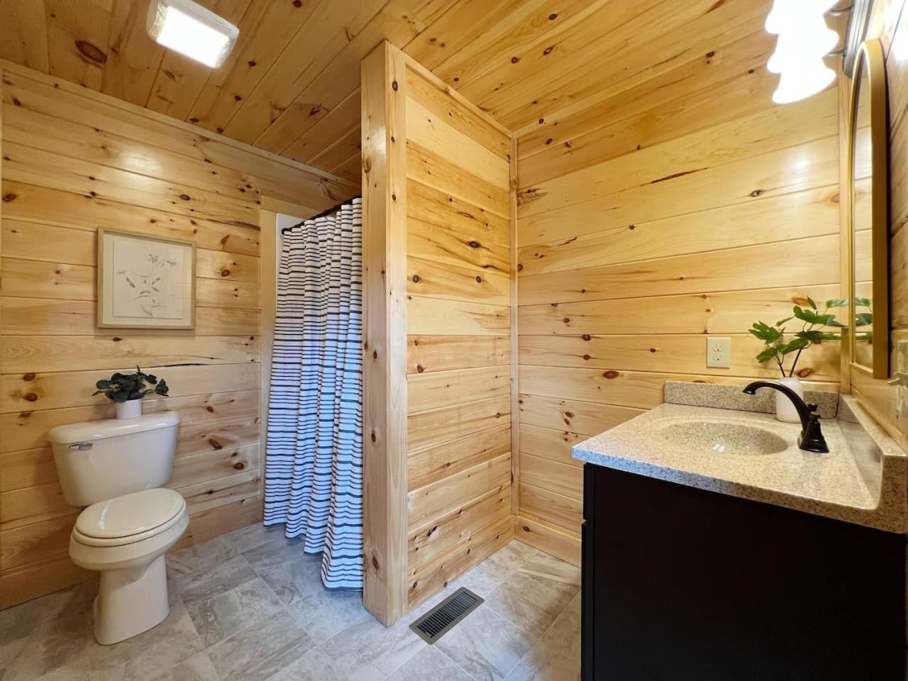 Splendid 2Cabins Sleeps 28 Pool Hot Tub More Pigeon Forge Ngoại thất bức ảnh