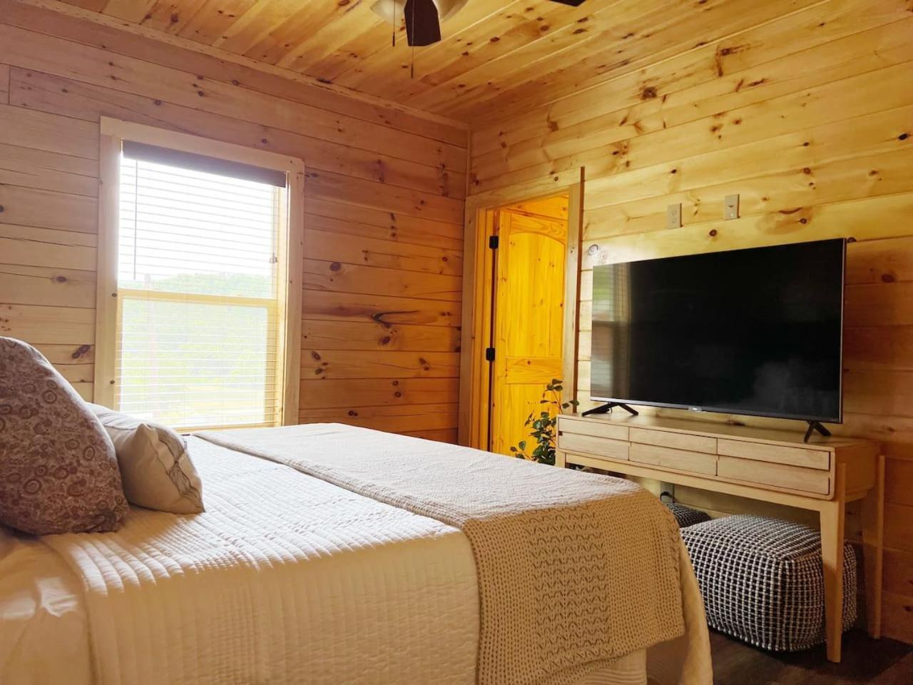 Splendid 2Cabins Sleeps 28 Pool Hot Tub More Pigeon Forge Ngoại thất bức ảnh