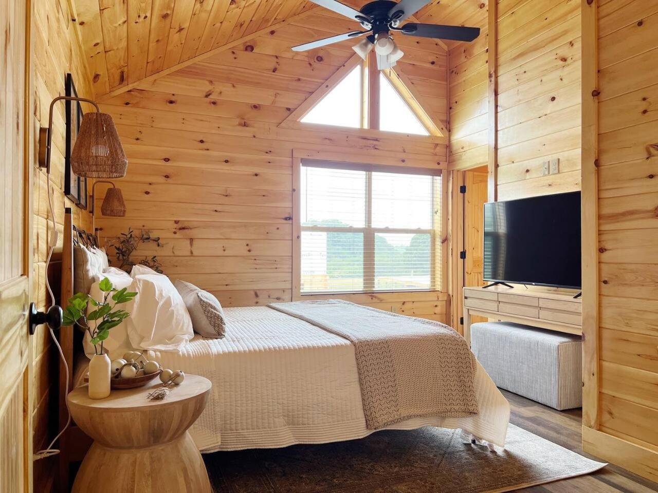 Splendid 2Cabins Sleeps 28 Pool Hot Tub More Pigeon Forge Ngoại thất bức ảnh