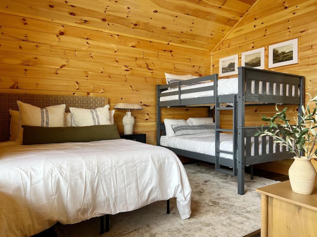 Splendid 2Cabins Sleeps 28 Pool Hot Tub More Pigeon Forge Ngoại thất bức ảnh