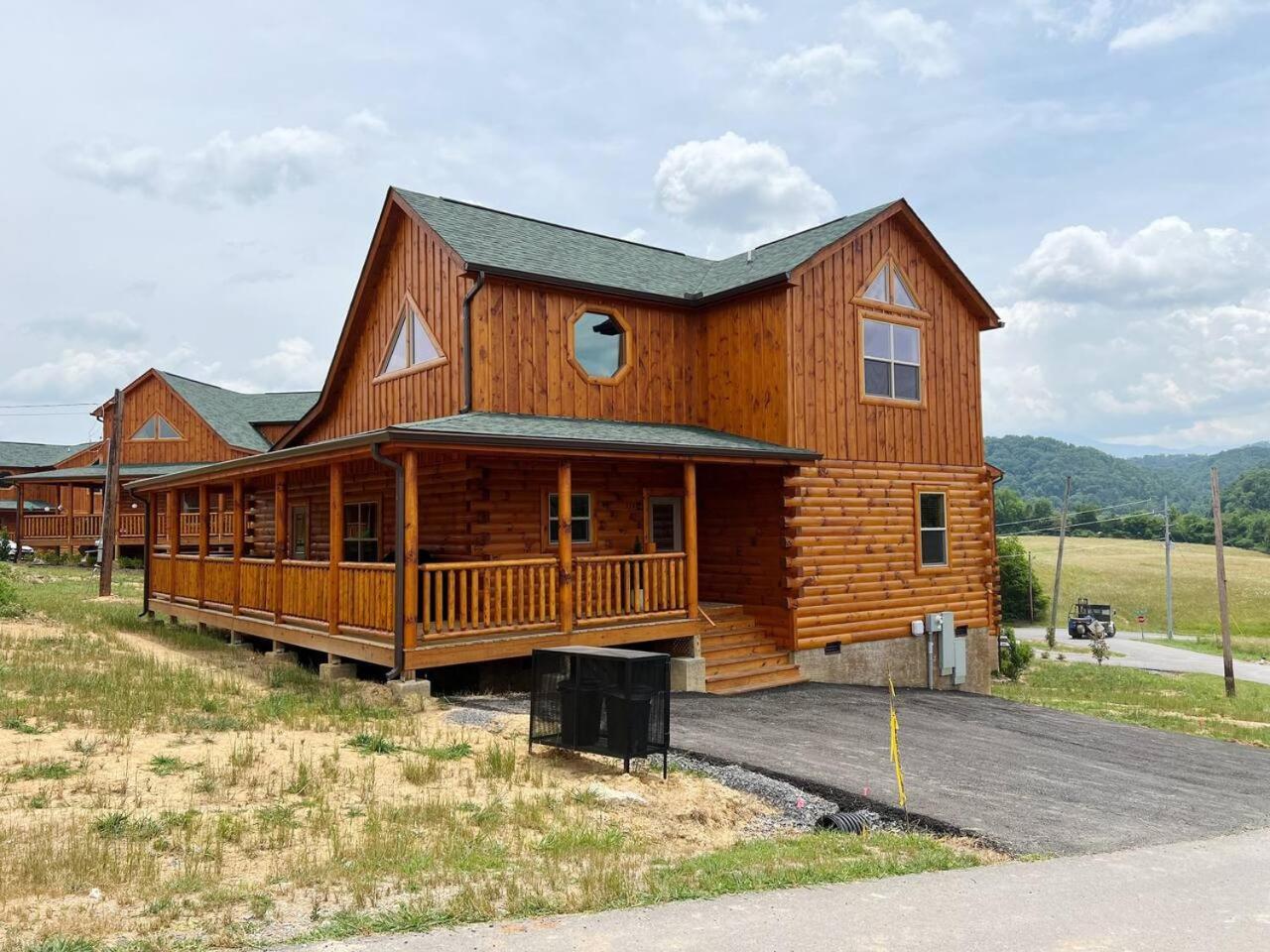 Splendid 2Cabins Sleeps 28 Pool Hot Tub More Pigeon Forge Ngoại thất bức ảnh