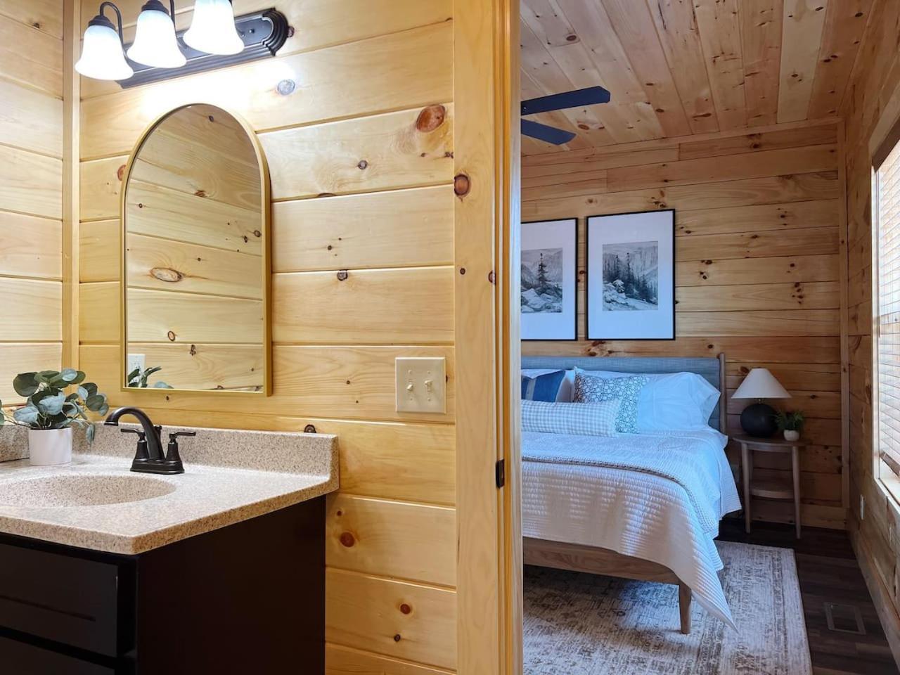 Splendid 2Cabins Sleeps 28 Pool Hot Tub More Pigeon Forge Ngoại thất bức ảnh